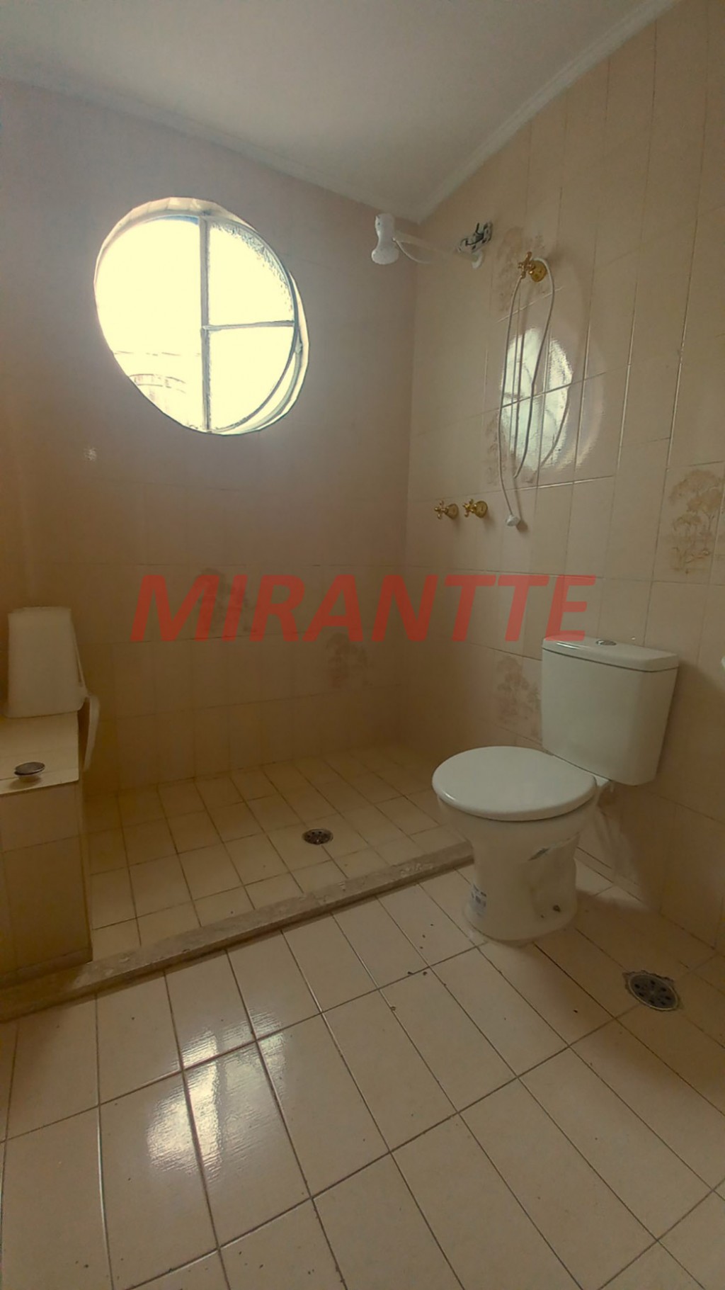 Sobrado de 128m² com 3 quartos em Jardim Tremembé