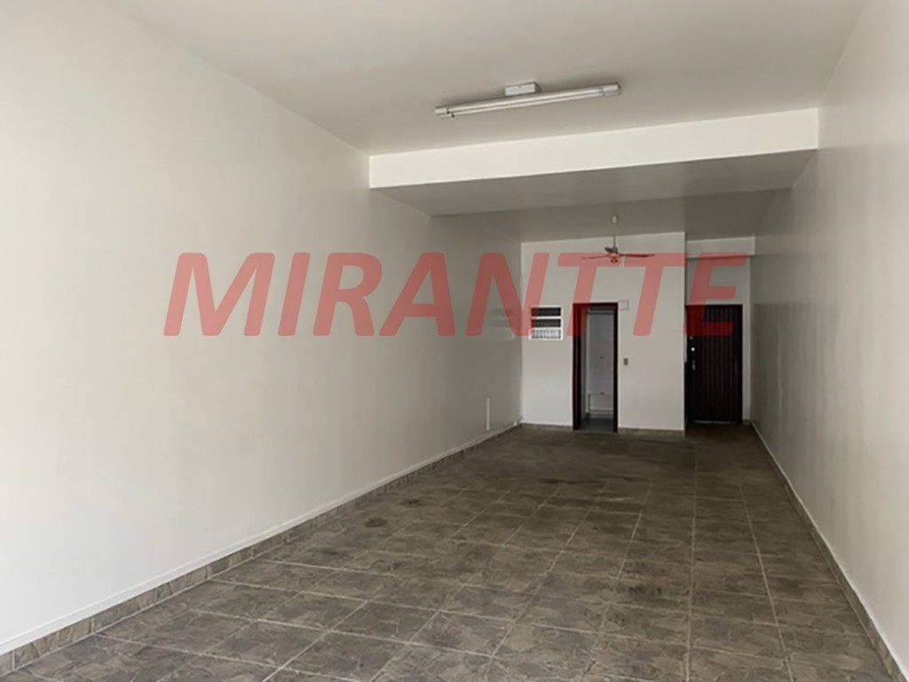 Sobrado de 158m² com 3 quartos em Água Fria