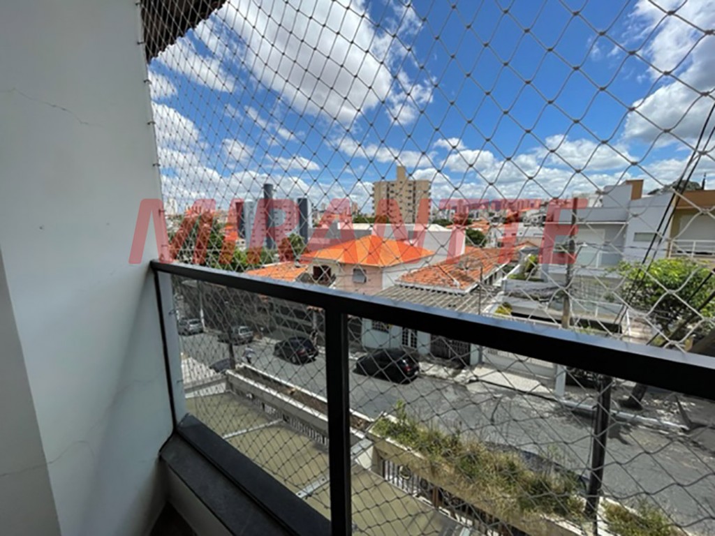 Sobrado de 158m² com 3 quartos em Água Fria