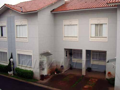 Cond. fechado de 120m² com 2 quartos em Jaçana