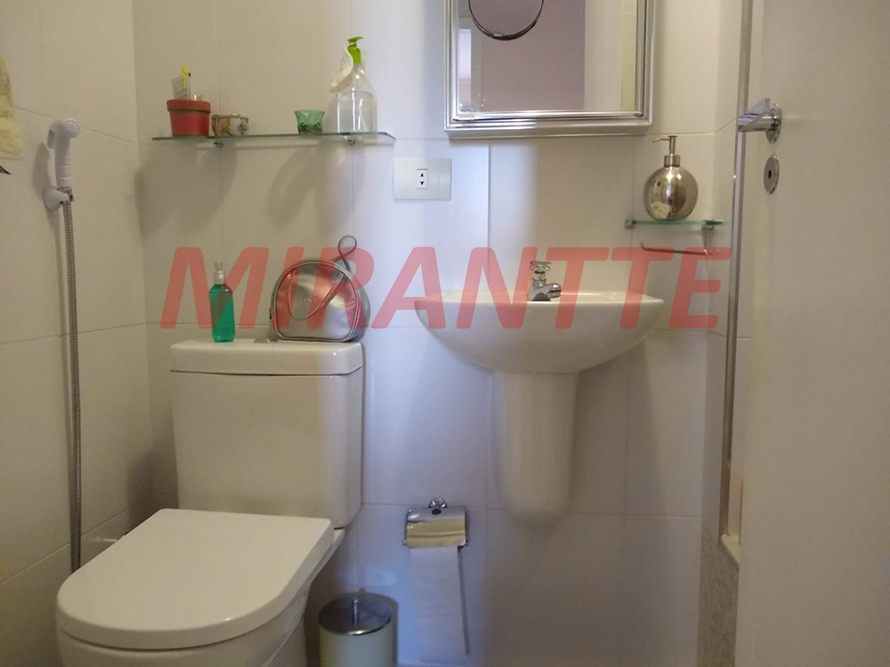 Apartamento de 50m² com 2 quartos em Santa Teresinha