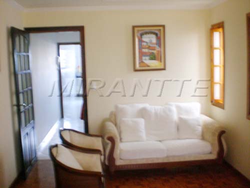Sobrado de 154m² com 3 quartos em Santa Teresinha