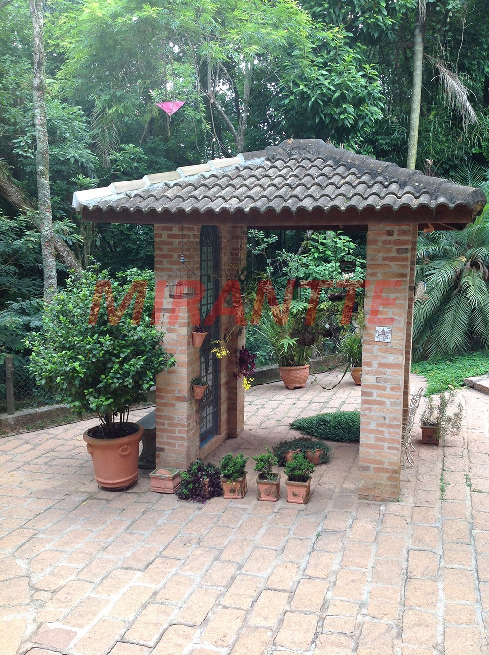 Sobrado de 250m² com 3 quartos em Serra da Cantareira