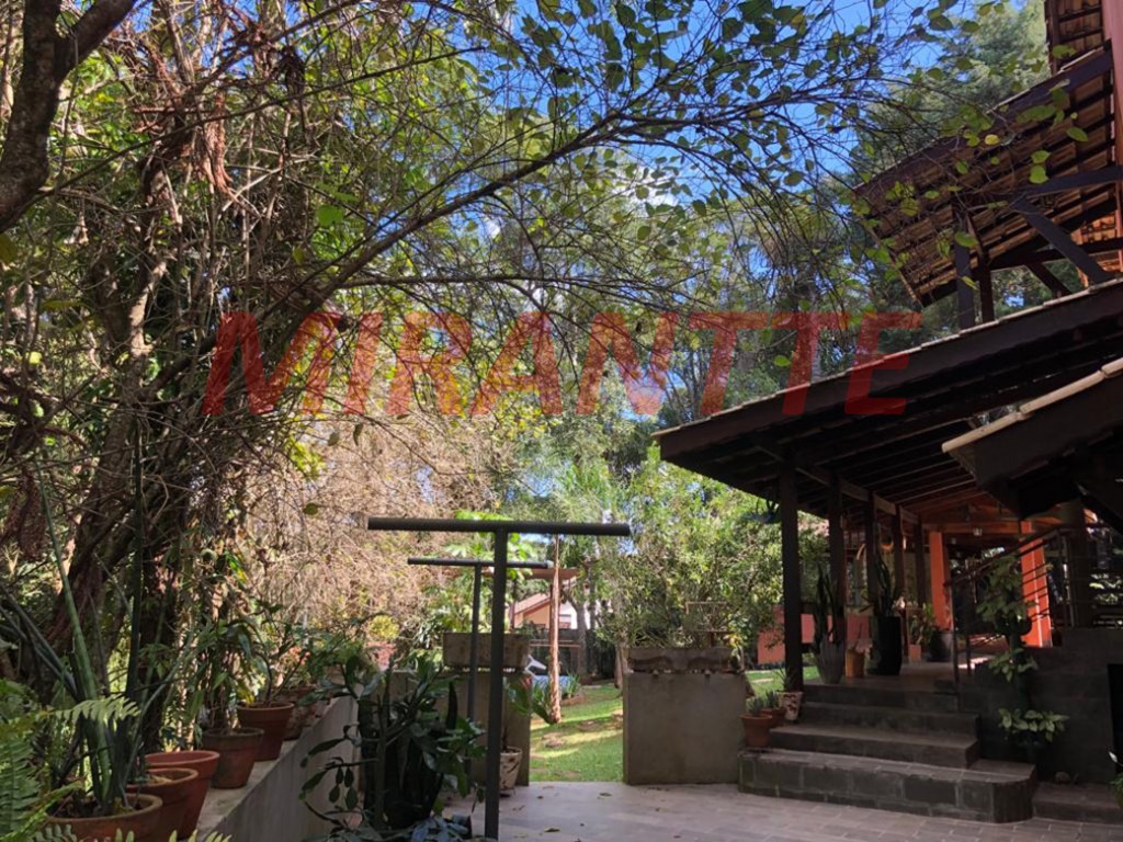 Sobrado de 269m² com 3 quartos em Serra da Cantareira