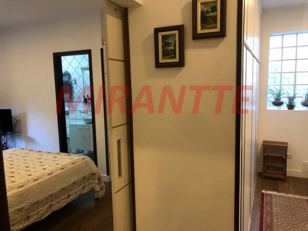 Sobrado de 269m² com 3 quartos em Serra da Cantareira