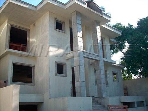Sobrado de 435m² com 4 quartos em Barro Branco