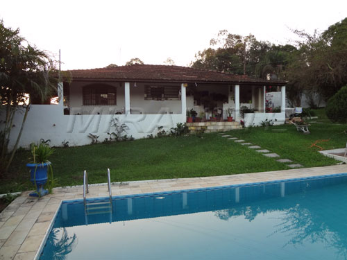 Casa terrea de 300m² com 3 quartos em Serra da Cantareira