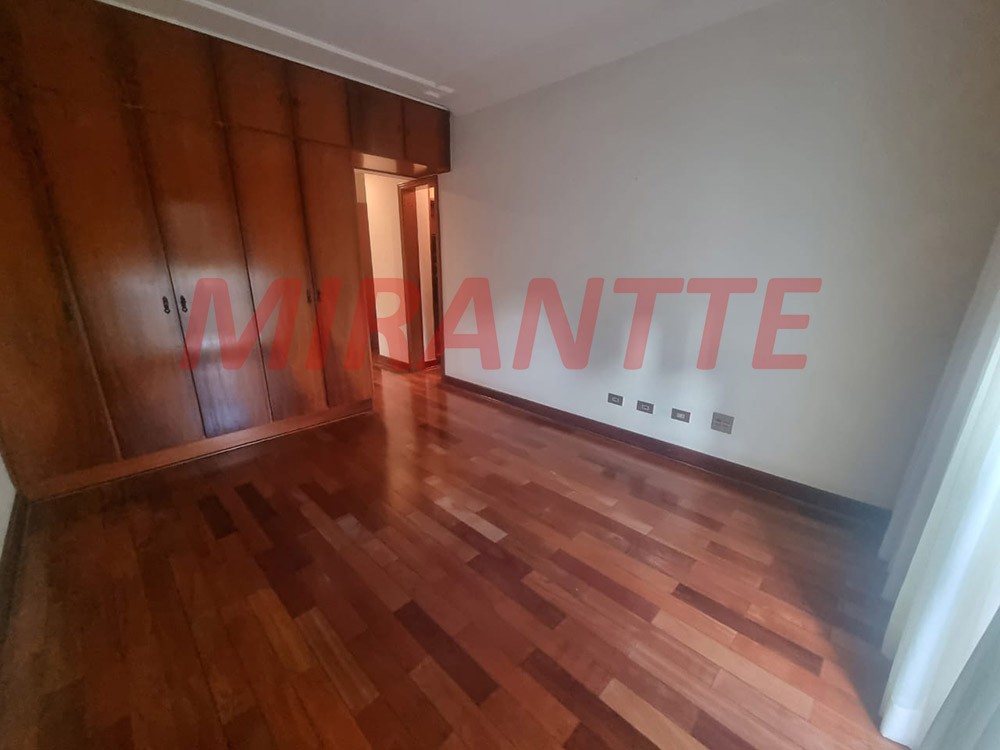 Apartamento de 210m² com 4 quartos em Santana