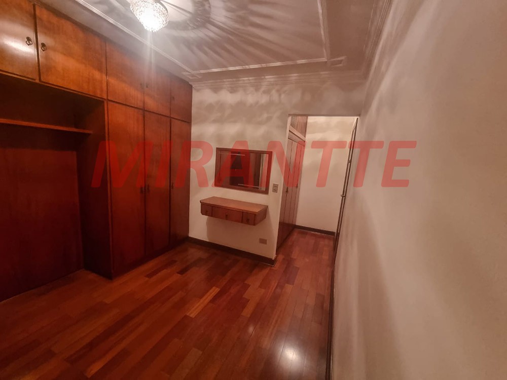 Apartamento de 210m² com 4 quartos em Santana