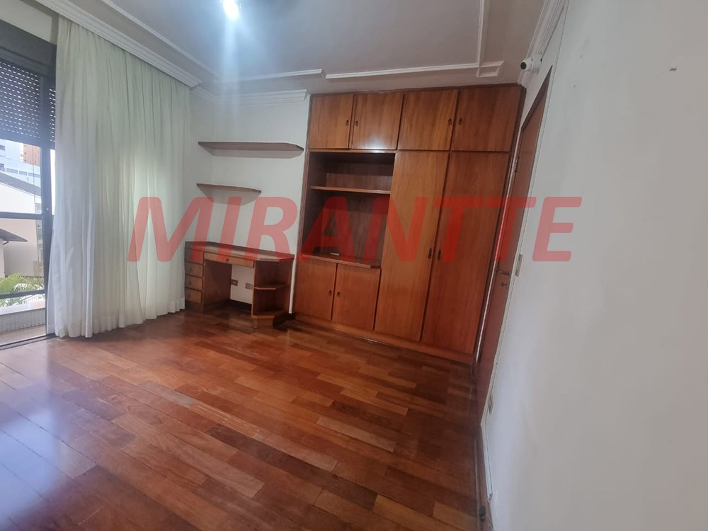 Apartamento de 210m² com 4 quartos em Santana