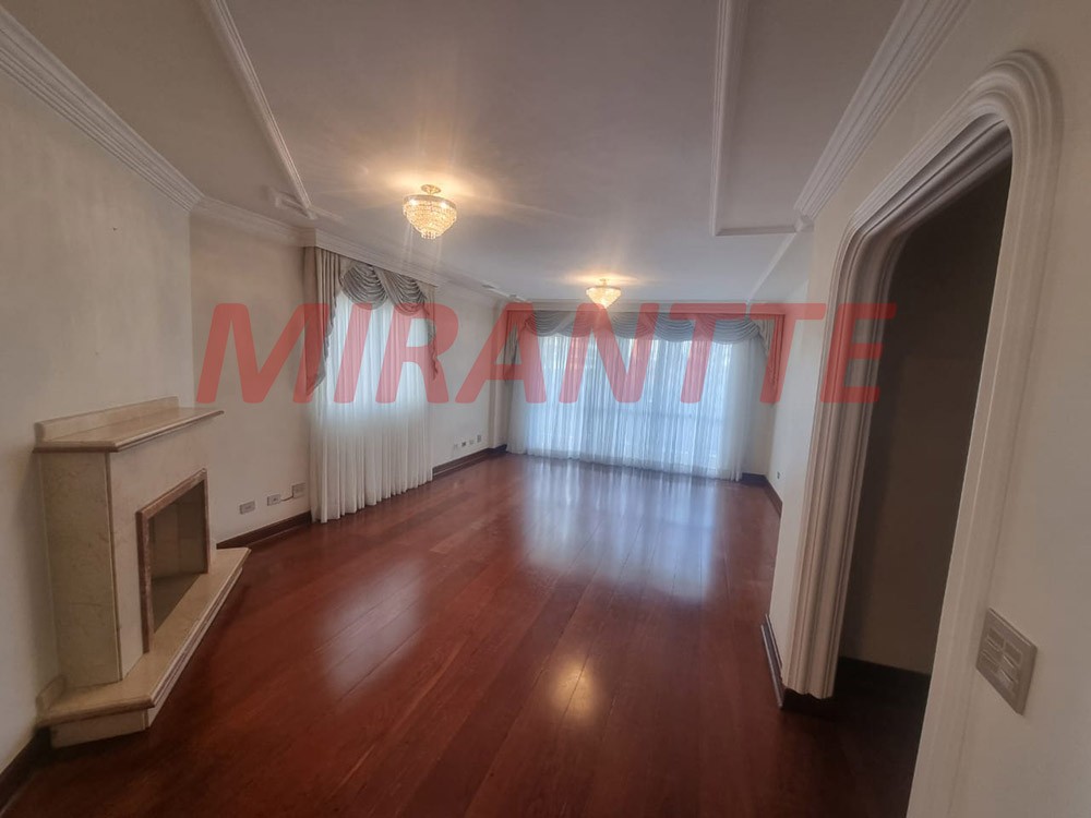 Apartamento de 210m² com 4 quartos em Santana