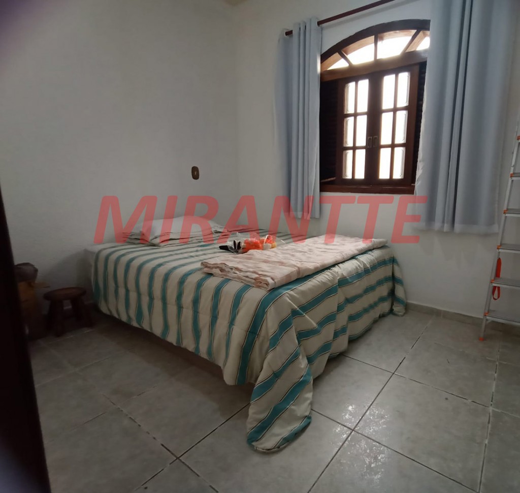 Casa terrea de 200m² com 3 quartos em Jardim Peri