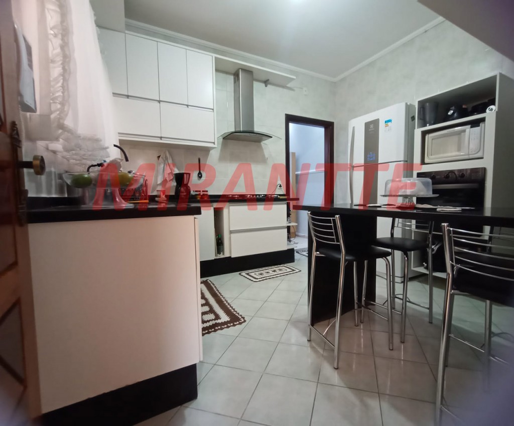 Casa terrea de 200m² com 3 quartos em Jardim Peri