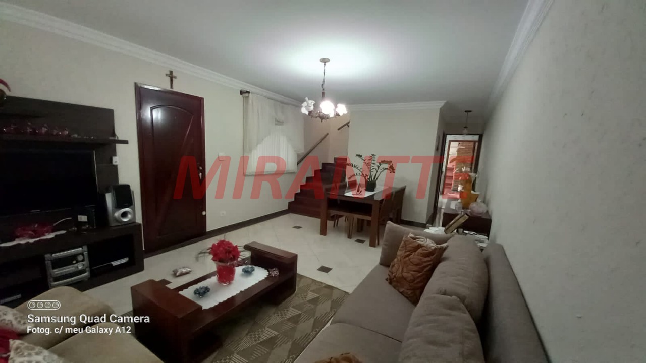 Sobrado de 211m² com 4 quartos em Tremembe