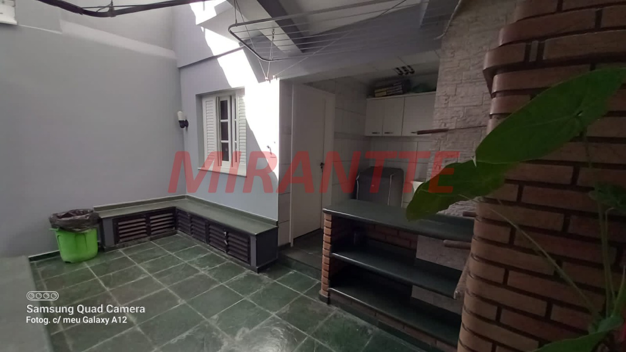 Sobrado de 211m² com 4 quartos em Tremembe