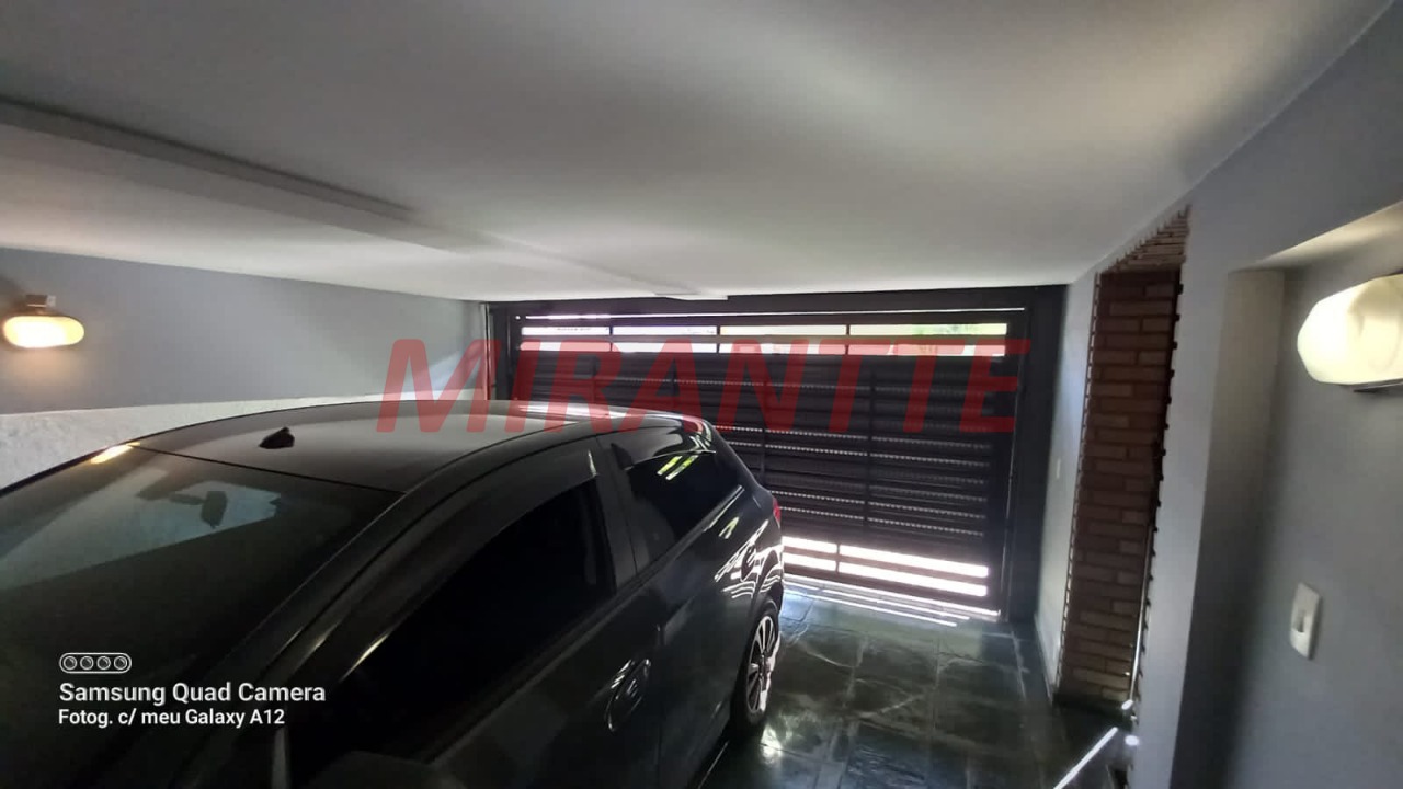 Sobrado de 211m² com 4 quartos em Tremembe