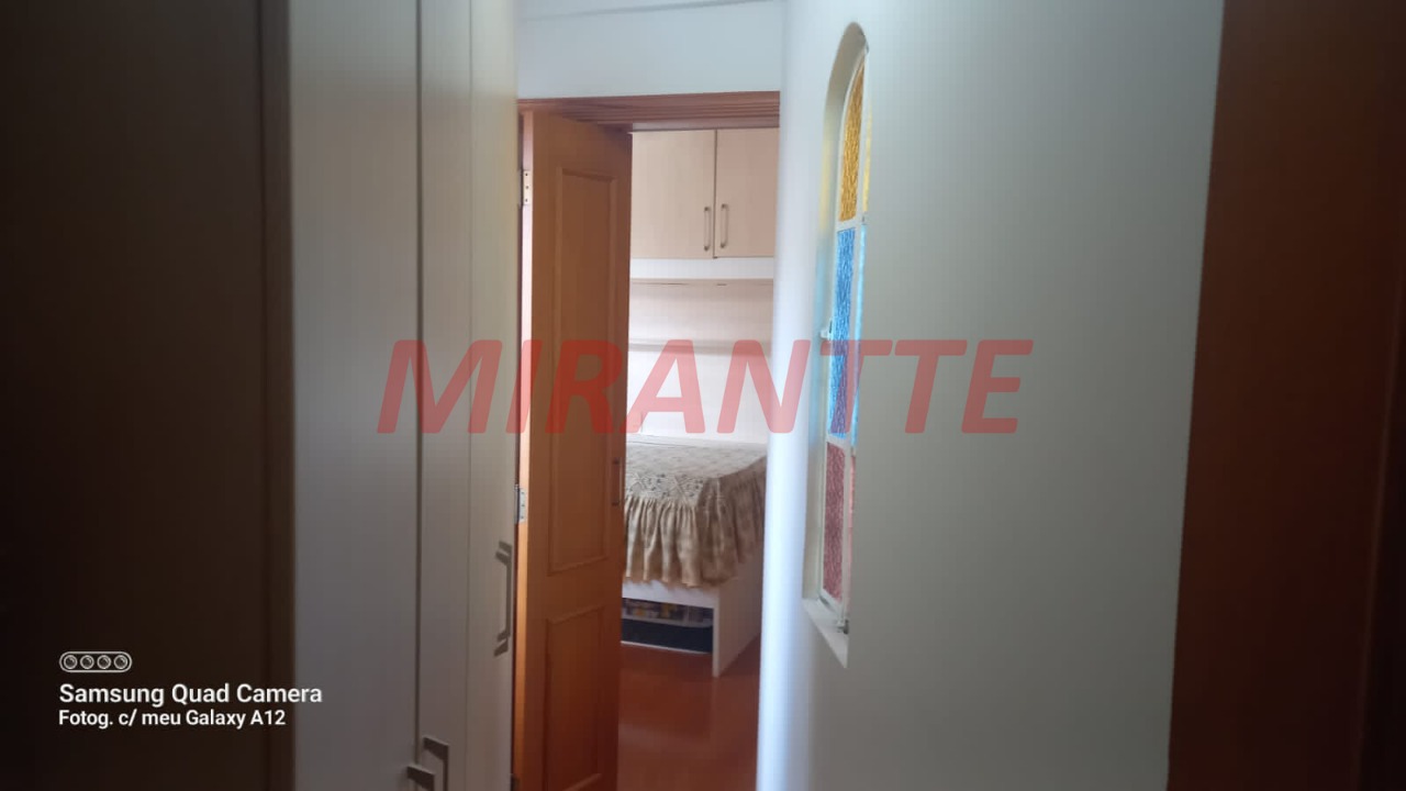 Sobrado de 211m² com 4 quartos em Tremembe