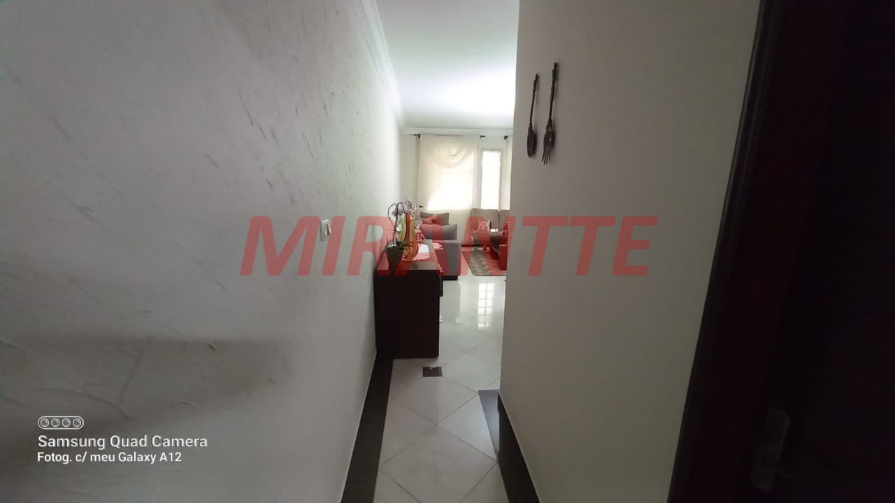Sobrado de 211m² com 4 quartos em Tremembe