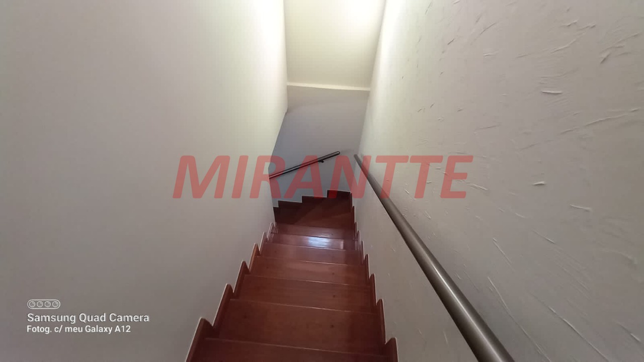 Sobrado de 211m² com 4 quartos em Tremembe