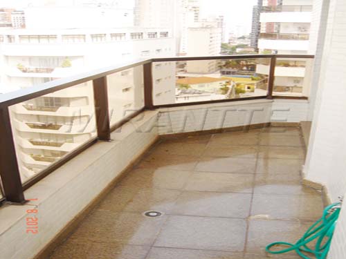 Apartamento de 240m² com 4 quartos em Santana