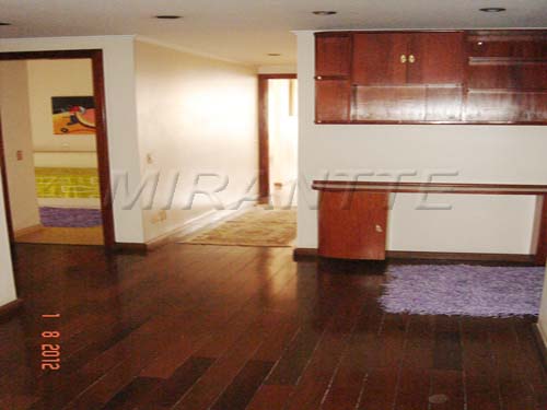 Apartamento de 240m² com 4 quartos em Santana
