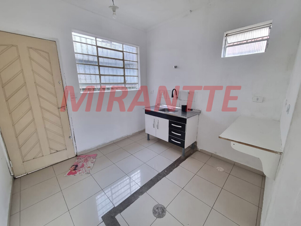 Sobrado com 2 quartos em Vila Guaca