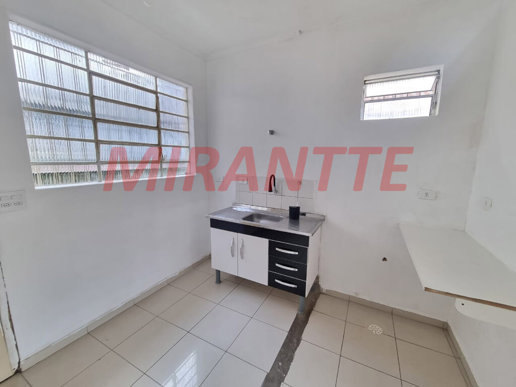 Sobrado com 2 quartos em Vila Guaca