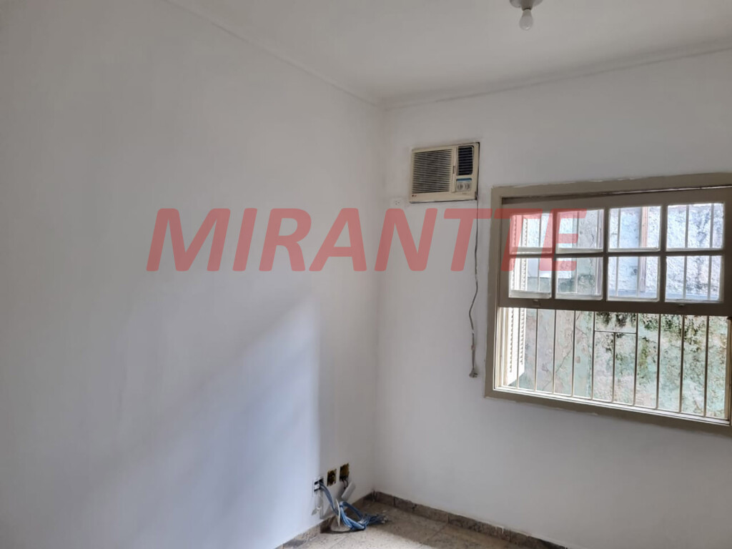 Sobrado com 2 quartos em Vila Guaca