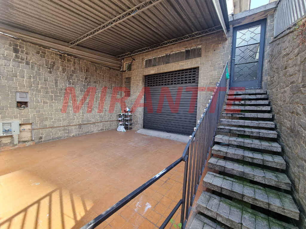 Sobrado com 2 quartos em Vila Guaca