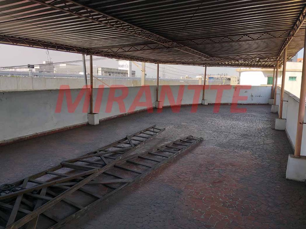 Comercial de 340m² em Santana