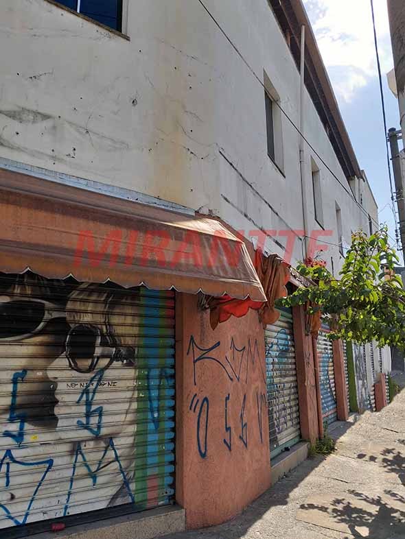 Comercial de 340m² em Santana