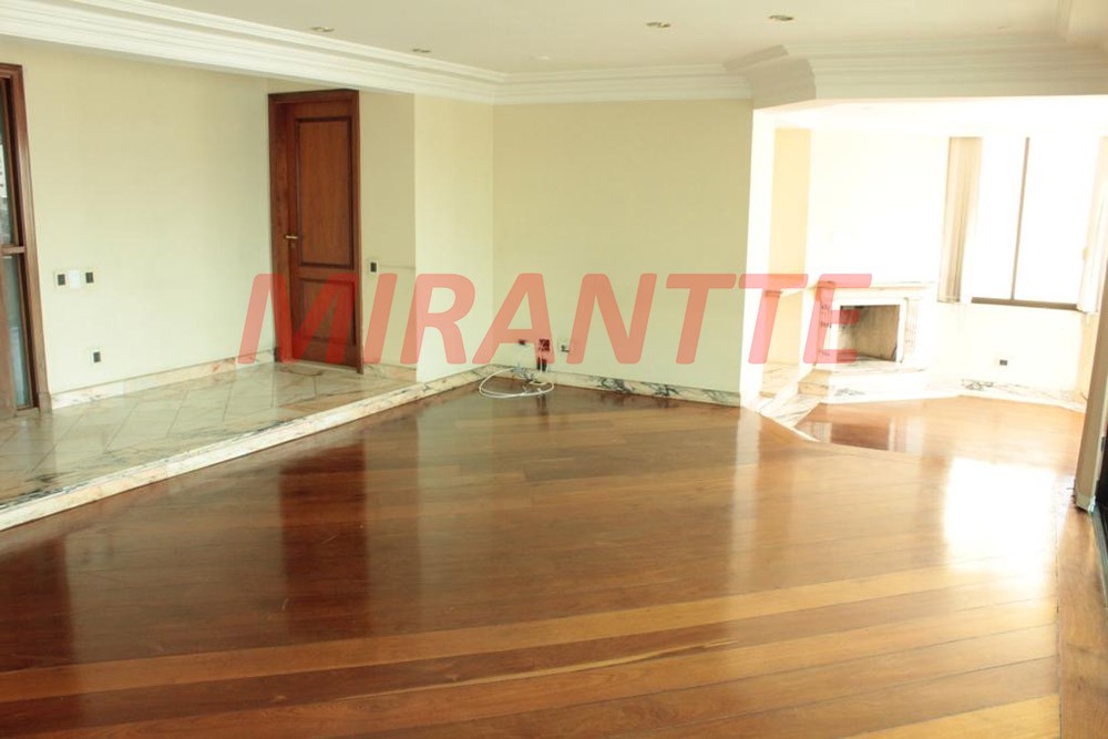 Apartamento de 204m² com 4 quartos em Santana