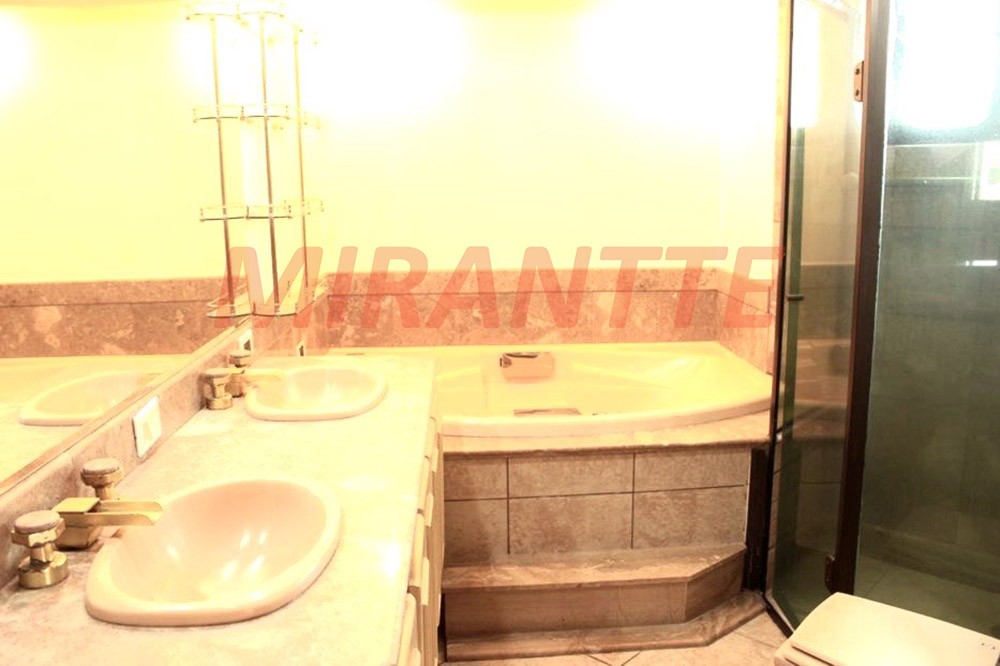Apartamento de 204m² com 4 quartos em Santana