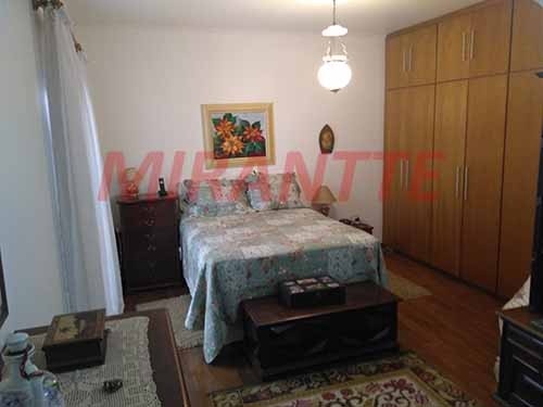 Apartamento de 238m² com 4 quartos em Água Fria