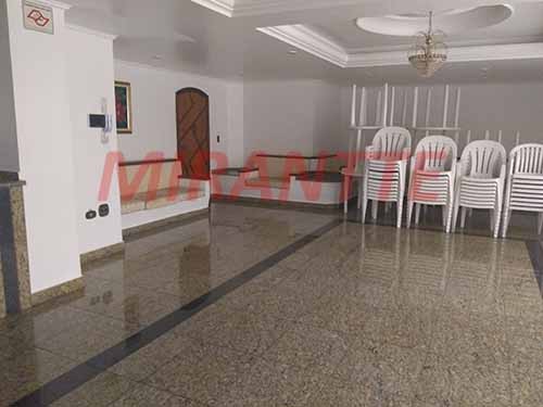 Apartamento de 238m² com 4 quartos em Água Fria