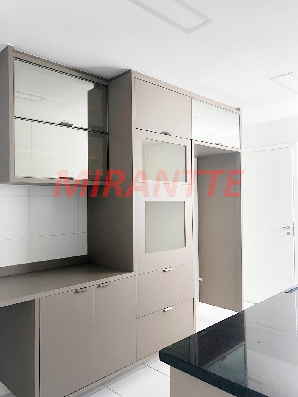 Apartamento de 200m² com 3 quartos em Santana