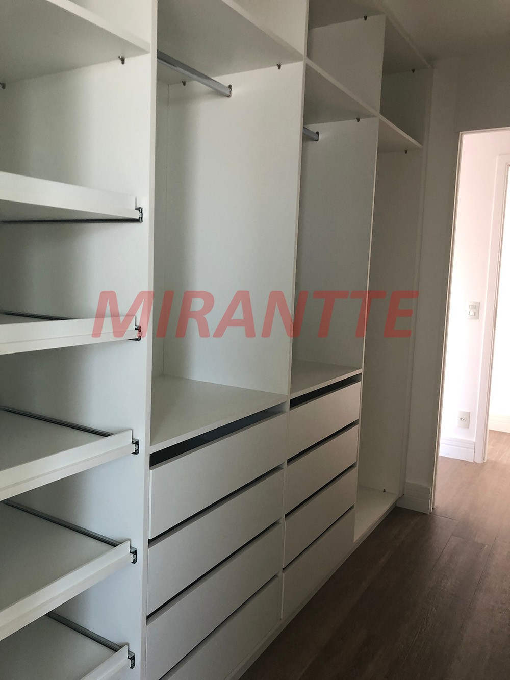 Apartamento de 200m² com 3 quartos em Santana