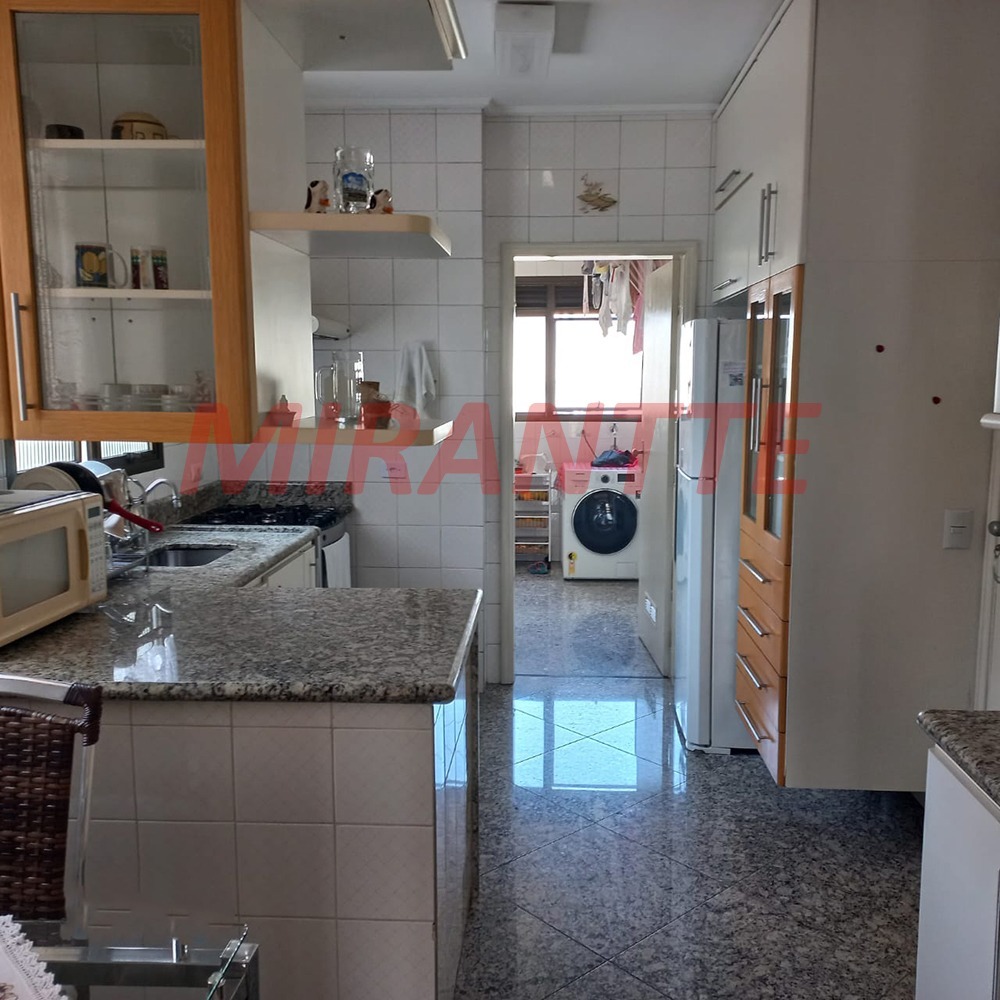 Apartamento com 4 quartos em Santana
