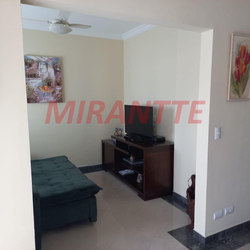 Apartamento com 4 quartos em Santana
