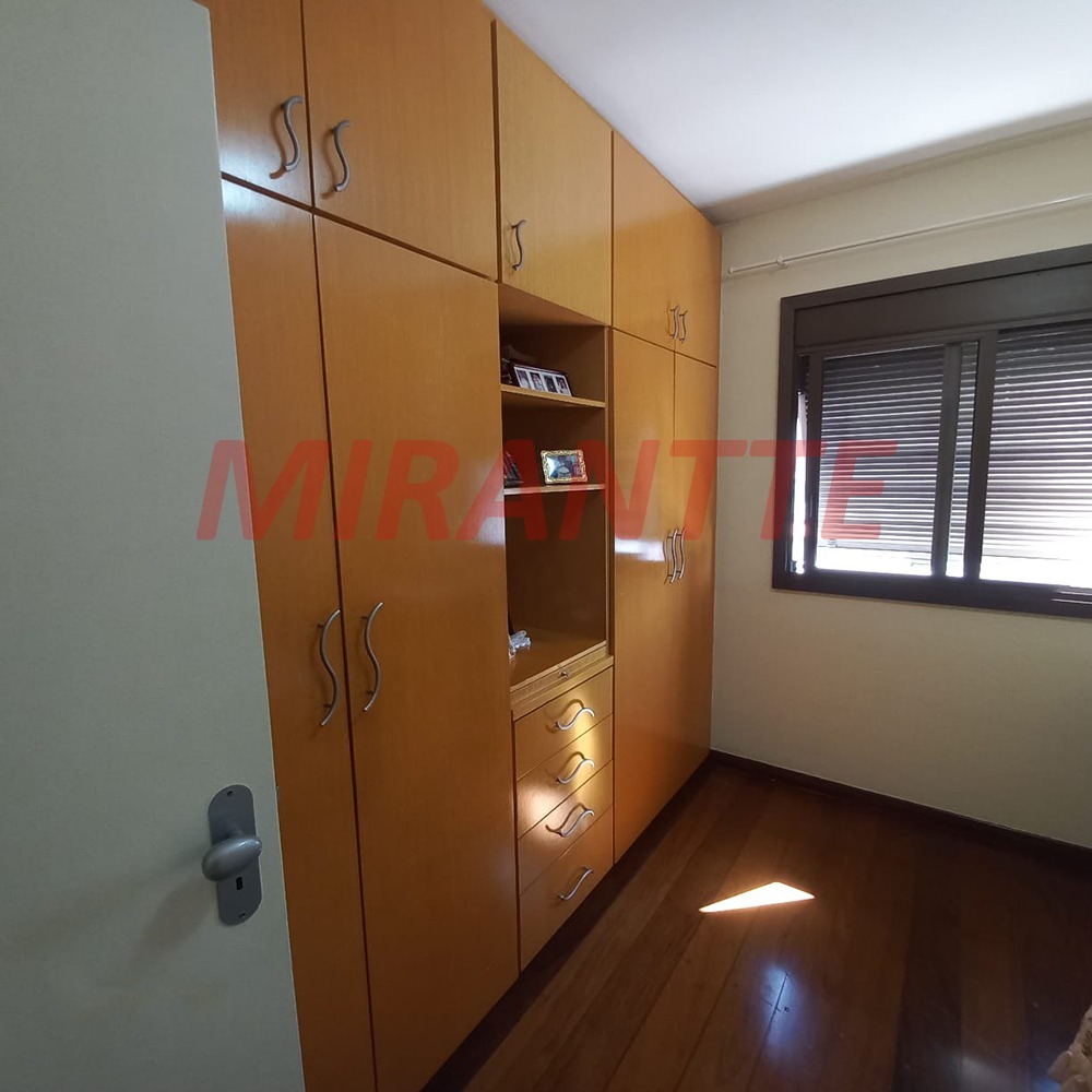 Apartamento com 4 quartos em Santana