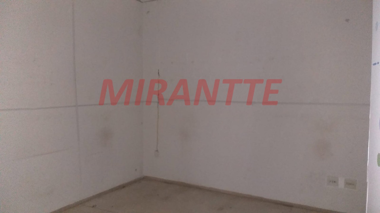 Conjunto comercial de 185m² em Santana