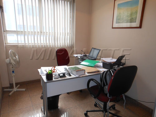 Comercial de 132m² em CENTRO