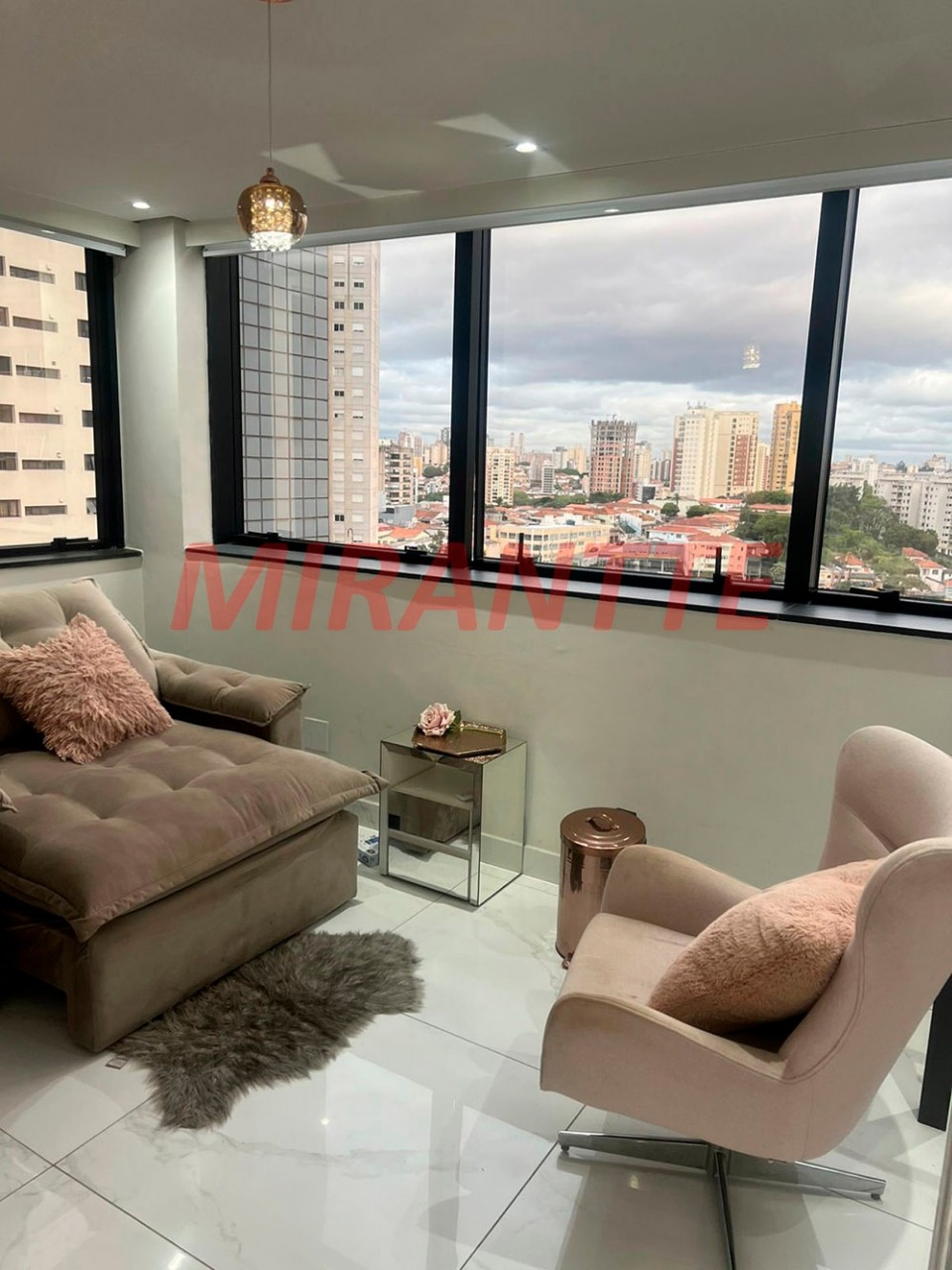 Conjunto comercial de 34m² em Santana