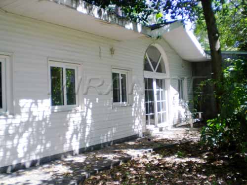Sobrado de 650m² com 4 quartos em Jardim Floresta