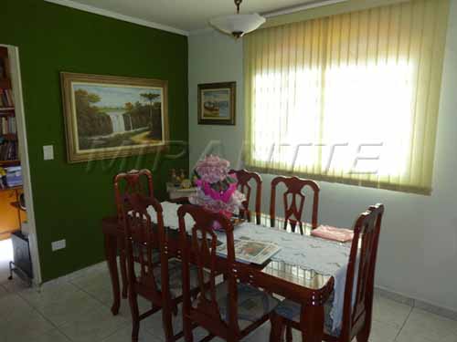 Casa terrea de 330m² com 5 quartos em Vila Mazzei