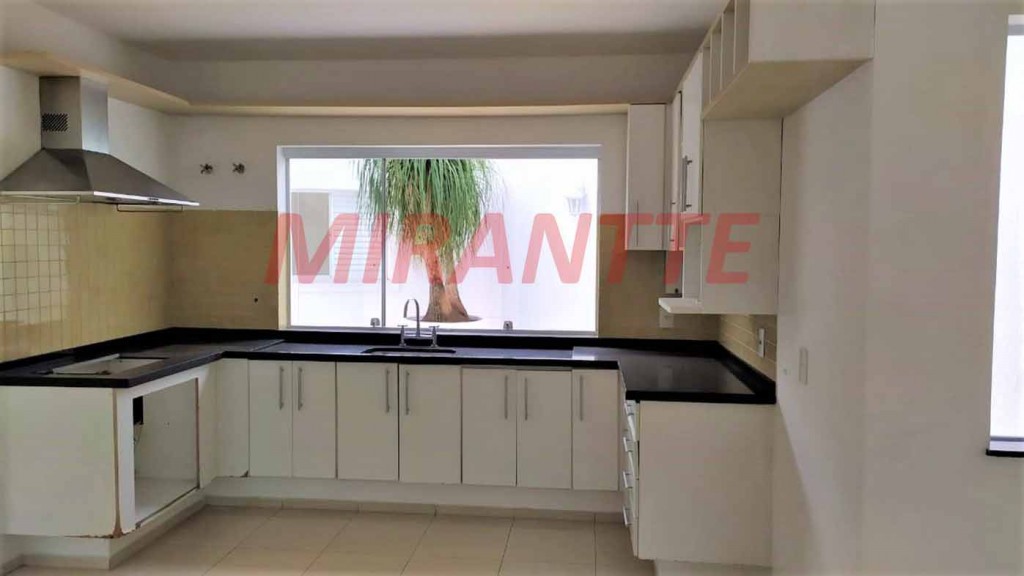 Sobrado de 388m² com 4 quartos em Jardim Leonor Mendes De Barros