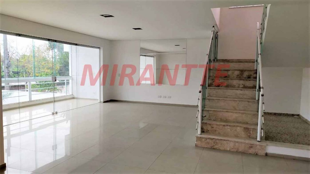 Sobrado de 388m² com 4 quartos em Jardim Leonor Mendes De Barros