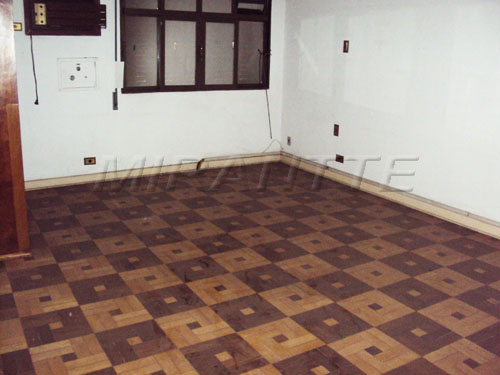 Comercial de 827m² em Ponte Pequena