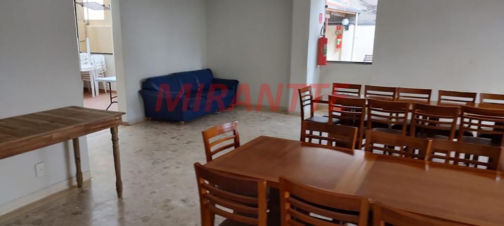 Apartamento com 3 quartos em Santa Teresinha