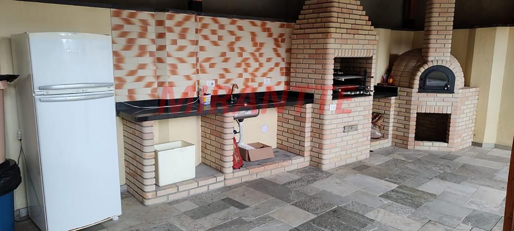 Apartamento com 3 quartos em Santa Teresinha